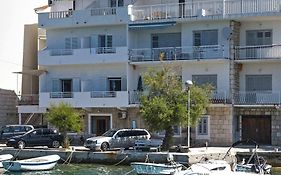 Apartments Ljiljana